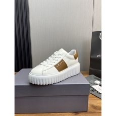 Hogan Sneakers